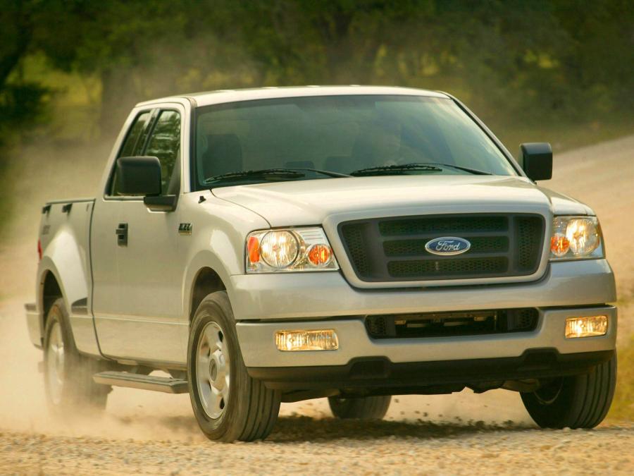  Ford F-150 STX 2004 года  (фото 2 из 4)